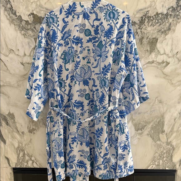 Roller Rabbit Blue and White Floral Kimono - Picture 3 of 3